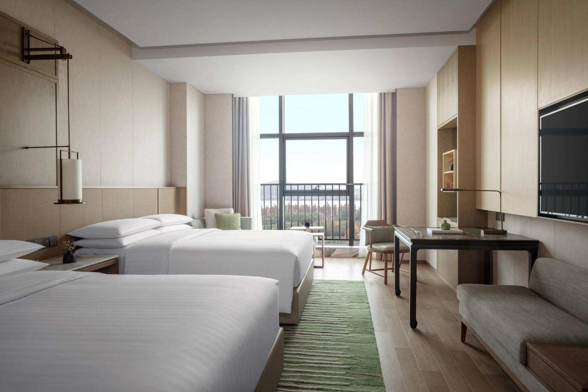 Wuxi Marriott Hotel Lihu Lake Экстерьер фото